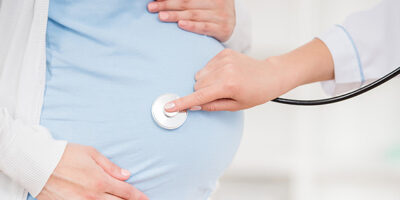 متابعة الحمل والولادة